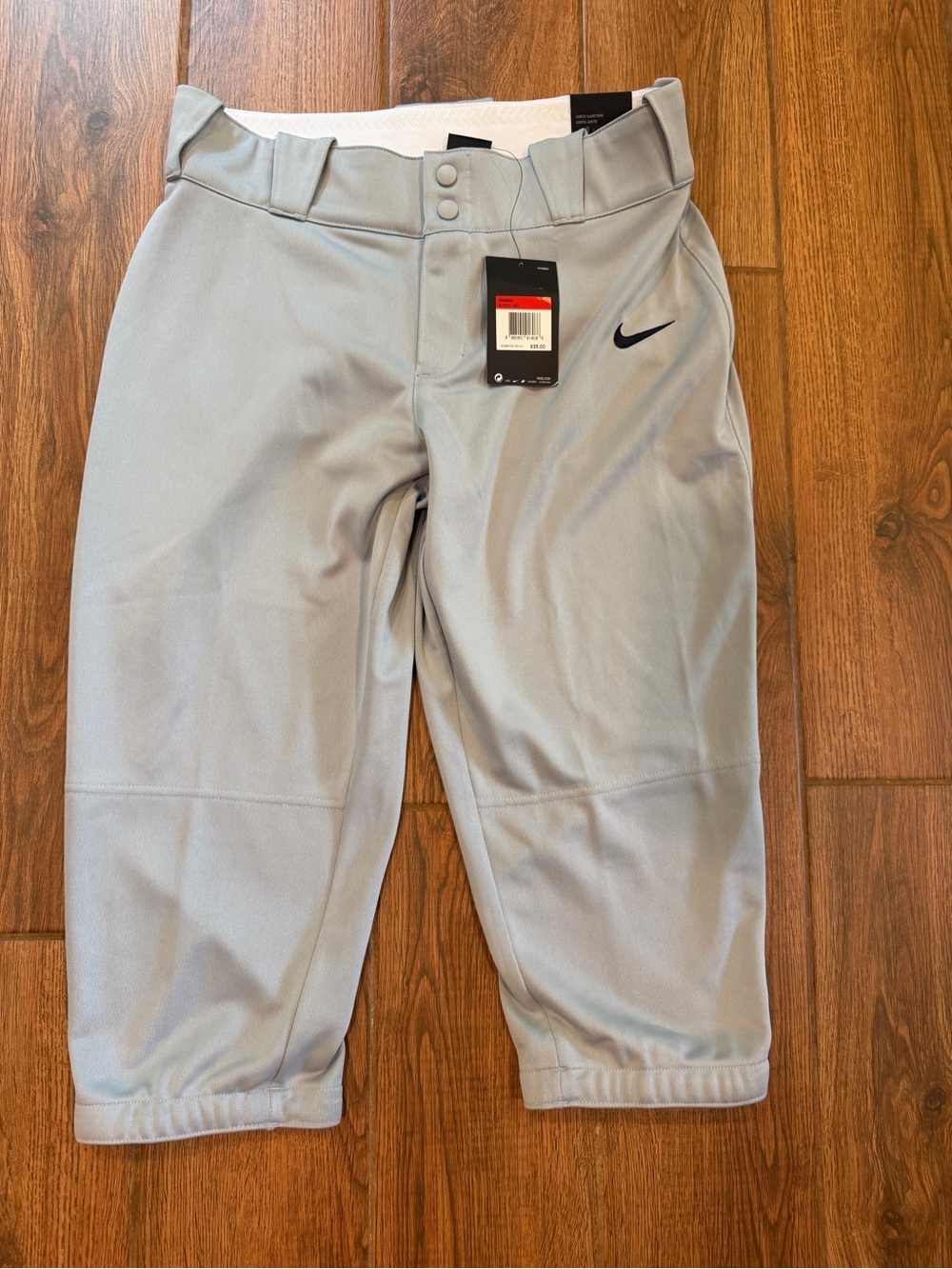 NWT / Nike softball pants / women large